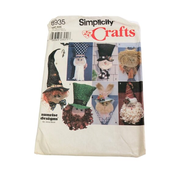 Vintage Simplicity Sewing Pattern 8935 Door Decor Santa Snowman Witch More - Picture 1 of 2